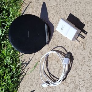 Samsung Fast Charging Wireless Pad with Charging Cable